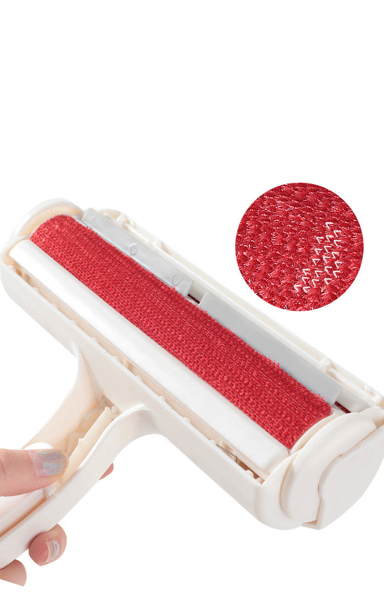Roller brush pet hair cleaner